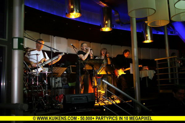 Hei klicken fir d'Bild an voller Gréisst ze gesinn