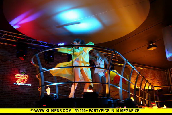 Hei klicken fir d'Bild an voller Gréisst ze gesinn