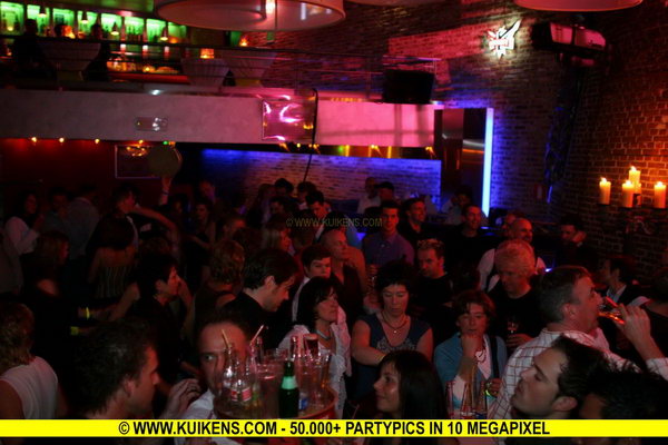 Hei klicken fir d'Bild an voller Gréisst ze gesinn