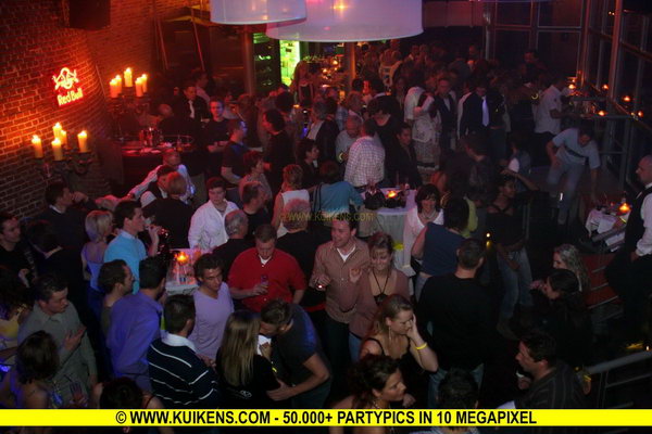 Hei klicken fir d'Bild an voller Gréisst ze gesinn