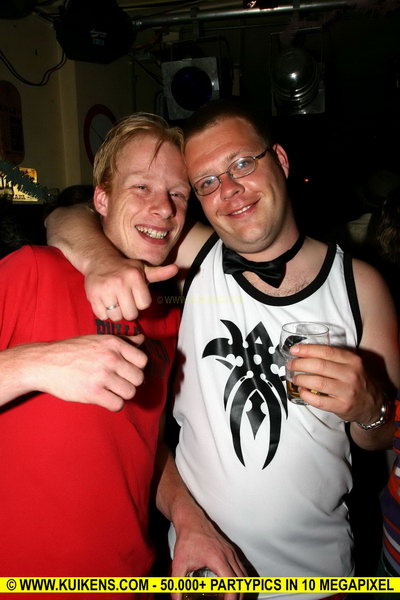 Hei klicken fir d'Bild an voller Gréisst ze gesinn