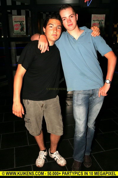 Hei klicken fir d'Bild an voller Gréisst ze gesinn