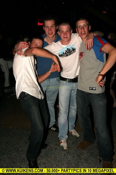 Hei klicken fir d'Bild an voller Gréisst ze gesinn