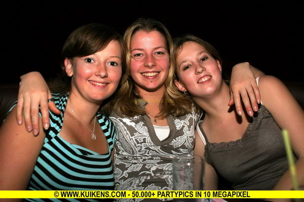 Hei klicken fir d'Bild an voller Gréisst ze gesinn