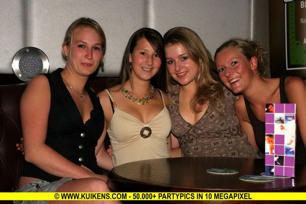 Hei klicken fir d'Bild an voller Gréisst ze gesinn