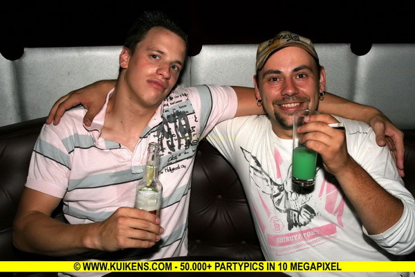 Hei klicken fir d'Bild an voller Gréisst ze gesinn