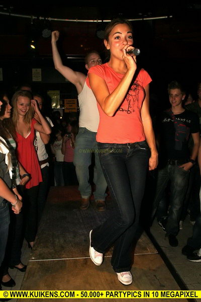 Hei klicken fir d'Bild an voller Gréisst ze gesinn