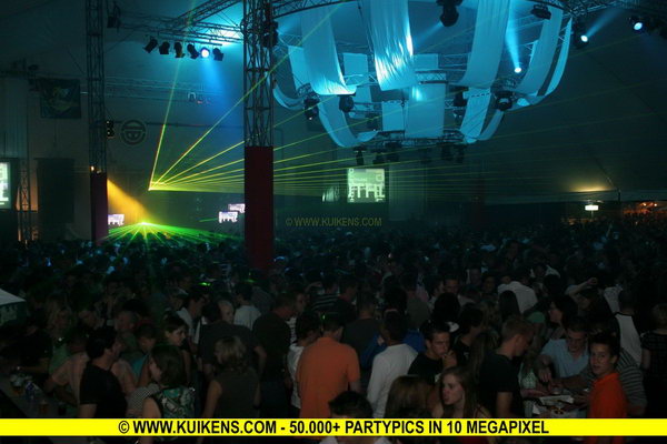 Hei klicken fir d'Bild an voller Gréisst ze gesinn