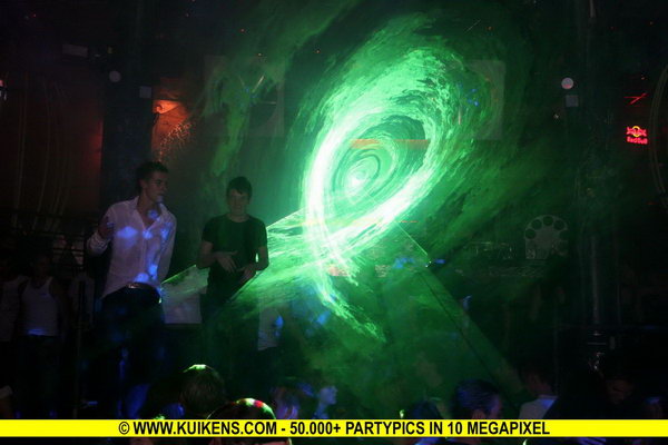 Hei klicken fir d'Bild an voller Gréisst ze gesinn