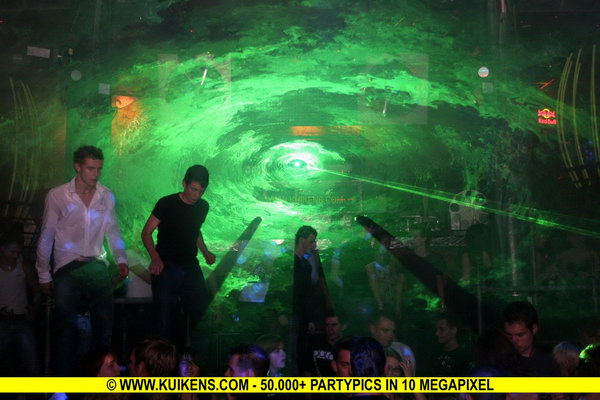 Hei klicken fir d'Bild an voller Gréisst ze gesinn