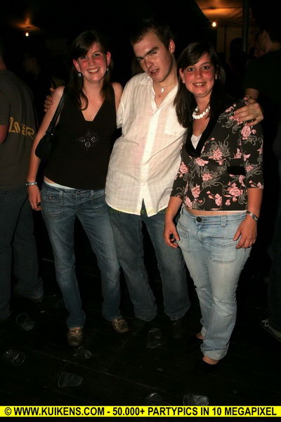 Hei klicken fir d'Bild an voller Gréisst ze gesinn