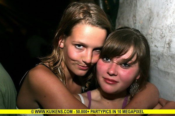 Hei klicken fir d'Bild an voller Gréisst ze gesinn