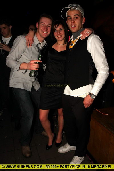Hei klicken fir d'Bild an voller Gréisst ze gesinn