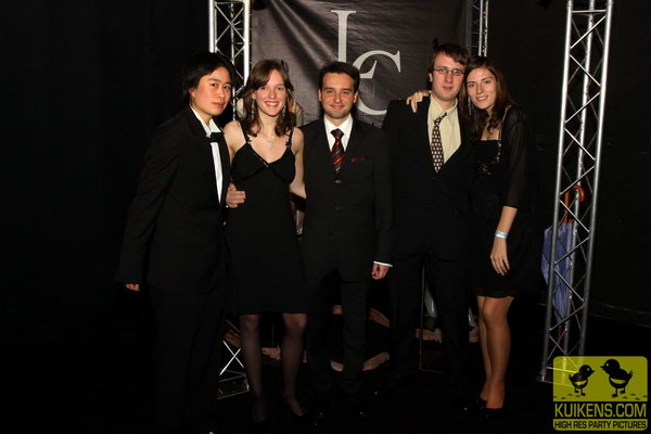 Hei klicken fir d'Bild an voller Gréisst ze gesinn