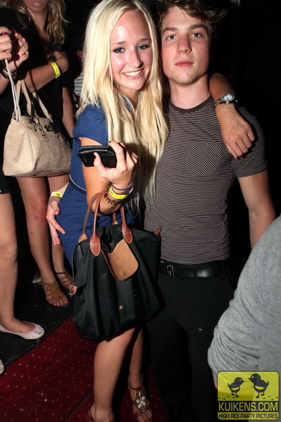 Hei klicken fir d'Bild an voller Gréisst ze gesinn