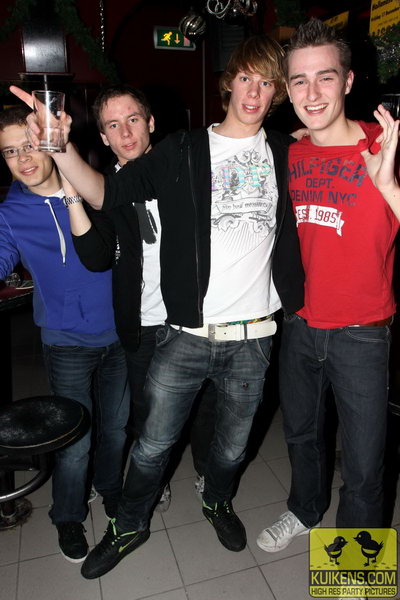 Hei klicken fir d'Bild an voller Gréisst ze gesinn