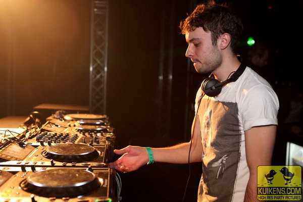 Hei klicken fir d'Bild an voller Gréisst ze gesinn