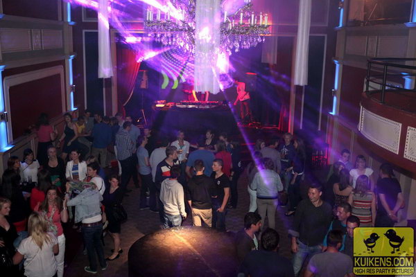 Hei klicken fir d'Bild an voller Gréisst ze gesinn