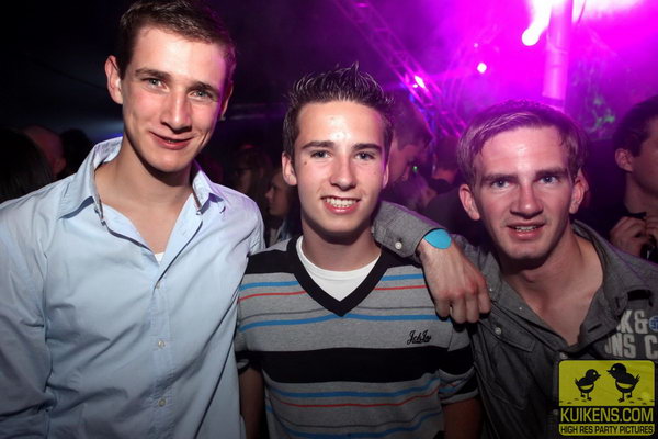 Hei klicken fir d'Bild an voller Gréisst ze gesinn